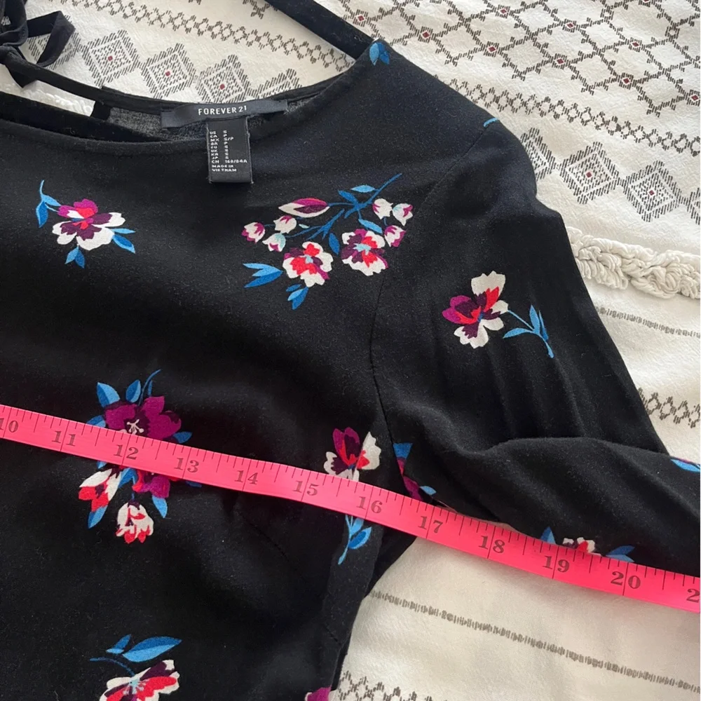 Forever 21 Black Floral Bell Sleeve Mini Dress- Size S - Picture 4 of 7